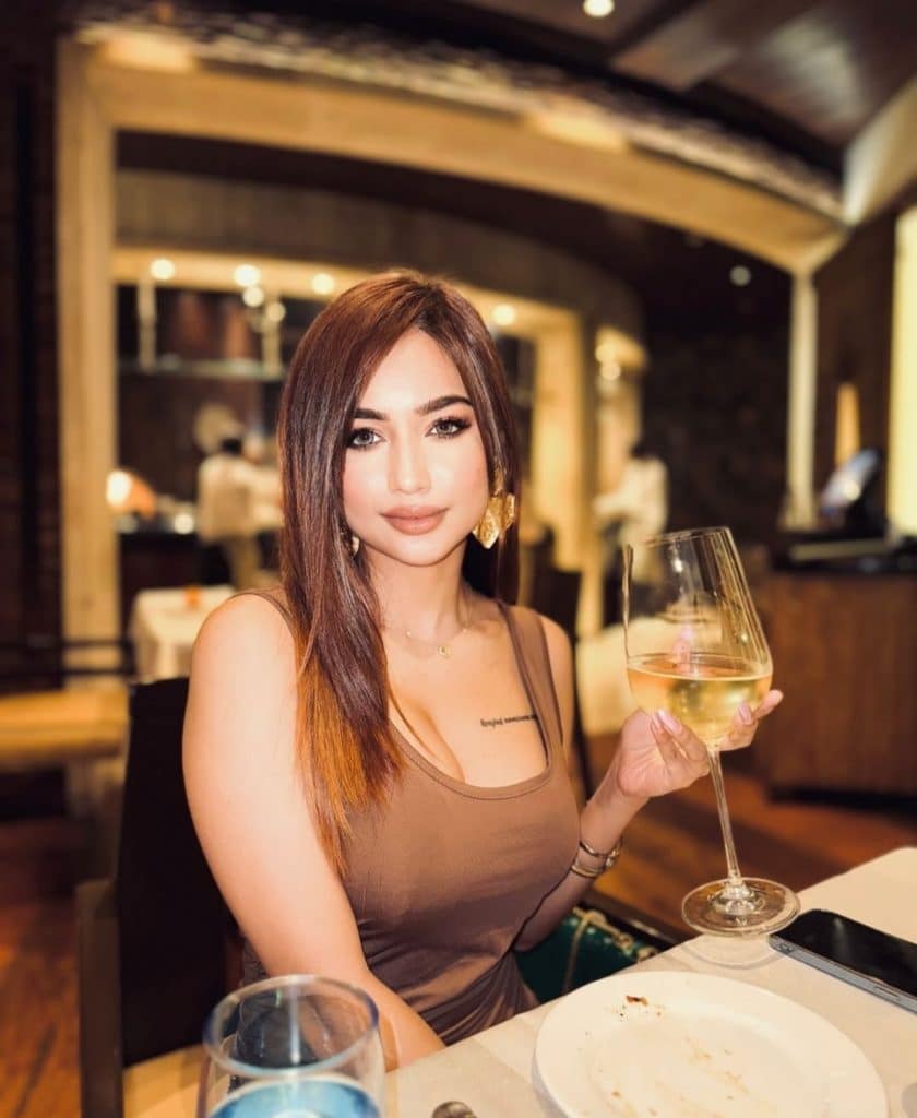 Bangalore escort service girls ready for outcall in top locations